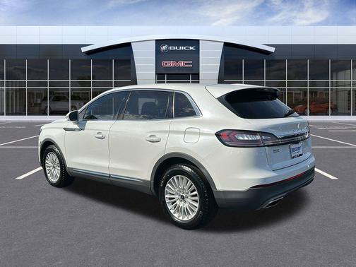 2020 Lincoln Nautilus Standard