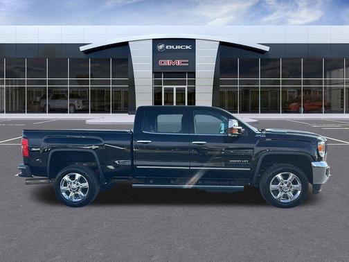 2017 GMC Sierra 2500 SLT