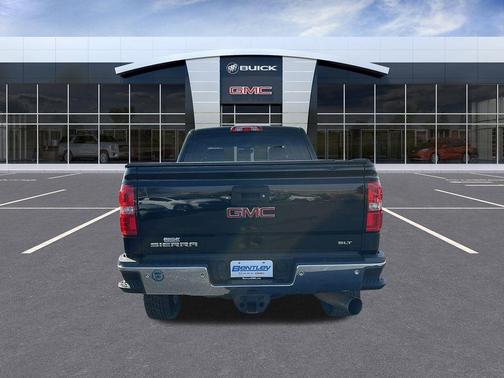 2017 GMC Sierra 2500 SLT