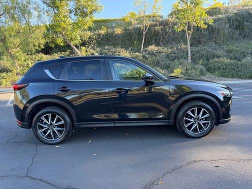 2018 Mazda CX-5 Sport