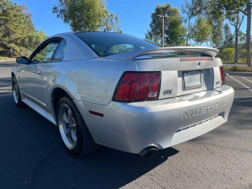 2000 Ford Mustang GT