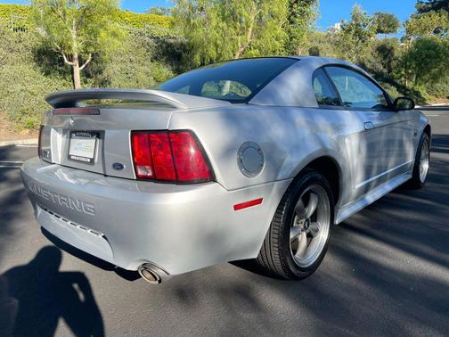 2000 Ford Mustang GT