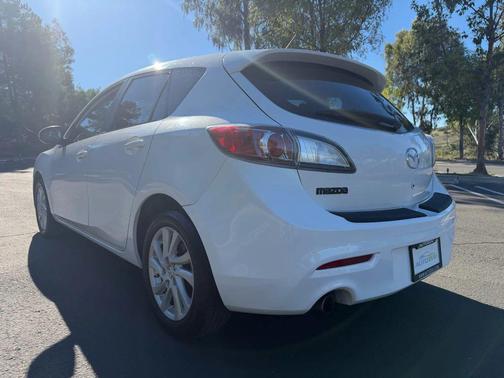 2013 Mazda Mazda3 i Touring