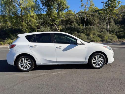 2013 Mazda Mazda3 i Touring