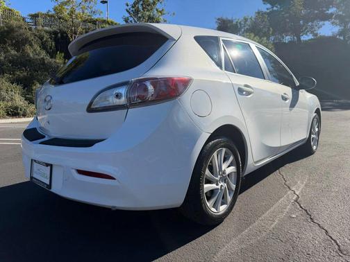 2013 Mazda Mazda3 i Touring