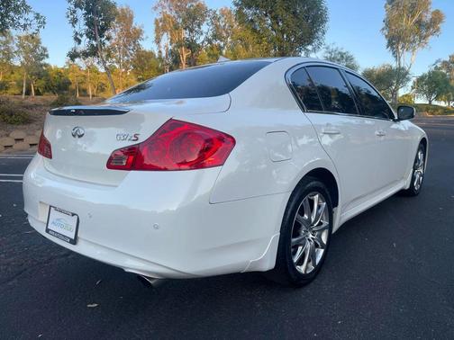 2012 INFINITI G37x Base
