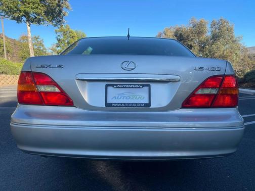 2003 Lexus LS 430 Base