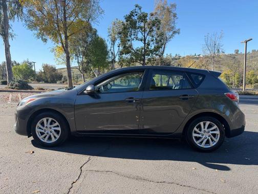 2012 Mazda Mazda3 i Touring