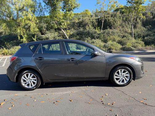 2012 Mazda Mazda3 i Touring