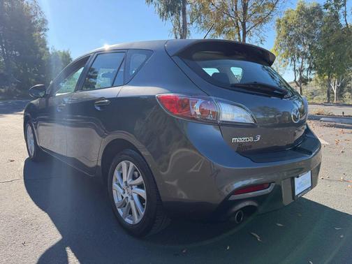 2012 Mazda Mazda3 i Touring