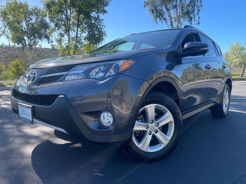 2013 Toyota RAV4 XLE