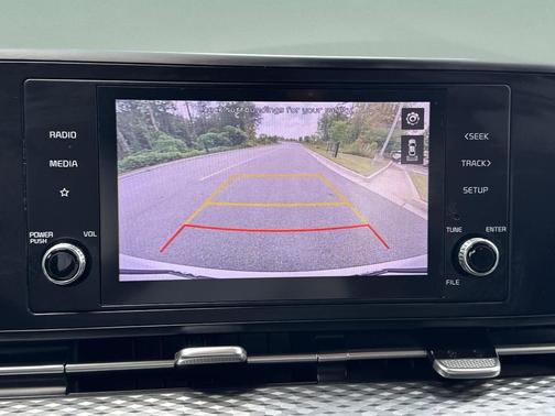 2022 Kia Carnival LX