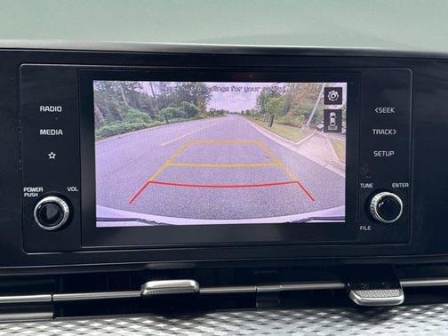 2022 Kia Carnival LX