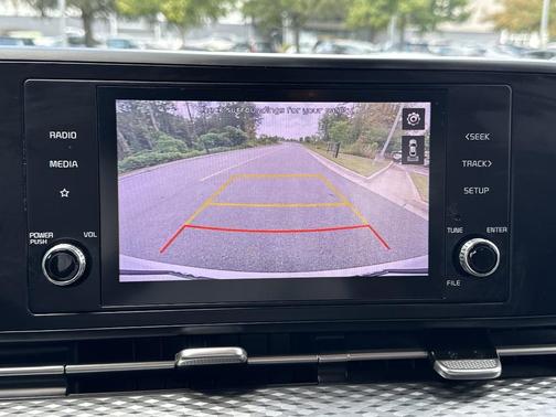 2022 Kia Carnival LX
