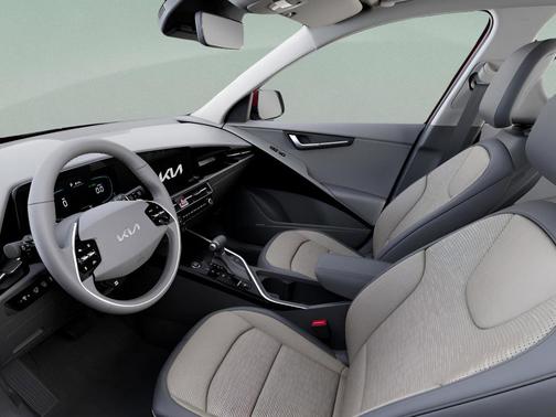 2025 Kia Niro SX