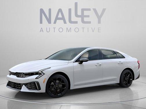 Snow White Pearl 2026 Kia K5 GT-Line