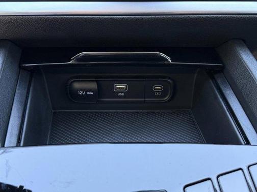2025 Kia Sportage Hybrid LX