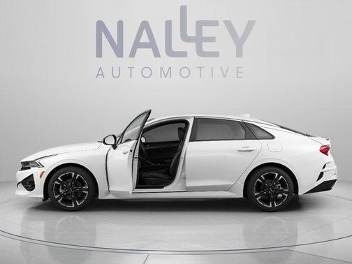 Glacial White Pearl 2023 Kia K5 GT-Line