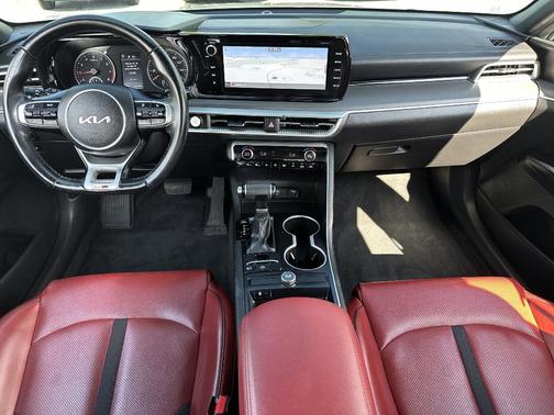 2022 Kia K5 GT-Line