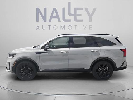 Wolf Gray 2022 Kia Sorento SX