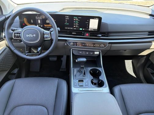 Aurora Black Pearl 2026 Kia Carnival LXS