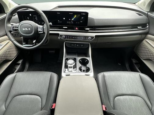 2026 Kia Carnival Hybrid SX