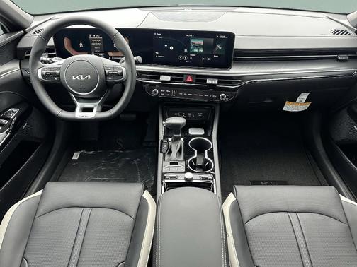 Snow White Pearl 2026 Kia K5 GT-Line