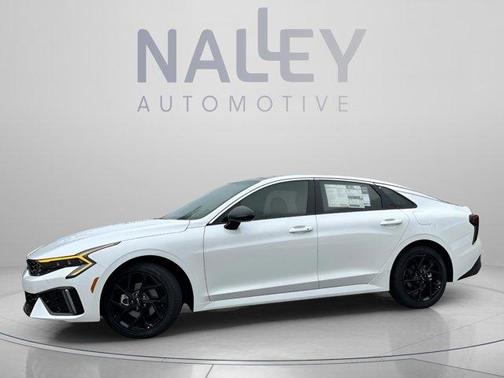 Snow White Pearl 2026 Kia K5 GT-Line