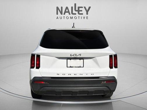 2022 Kia Sorento LX