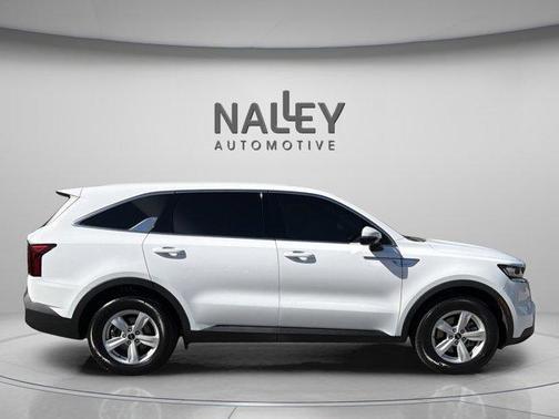 2022 Kia Sorento LX