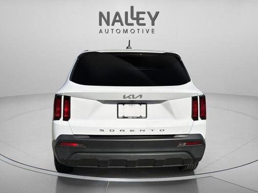 2022 Kia Sorento LX