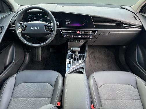 2025 Kia Niro EX