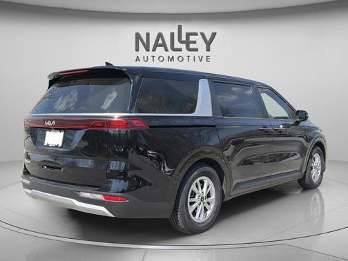 2023 Kia Carnival LX