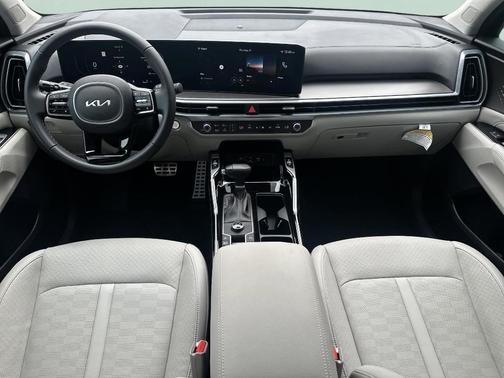 2025 Kia Sorento SX