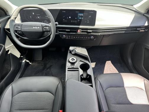 2025 Kia EV6 Light Long Range