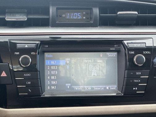 2015 Toyota Corolla LE