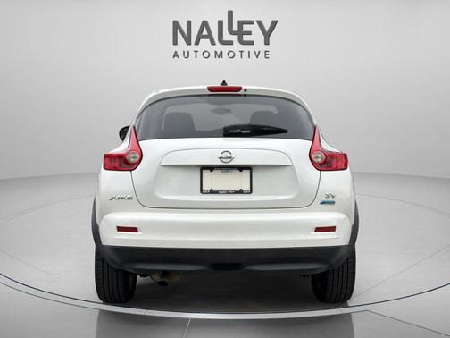 Pearl White 2013 Nissan Juke SV