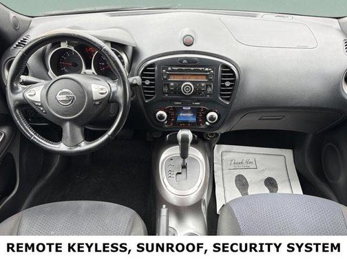 Pearl White 2013 Nissan Juke SV