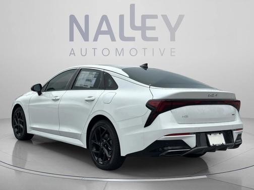 Snow White Pearl 2026 Kia K5 GT-Line