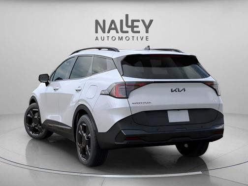 Glacial White Pearl 2026 Kia Sportage X-Line