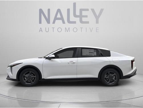 Snow White Pearl 2026 Kia K4 LXS