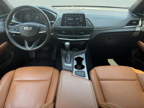 2023 Cadillac CT4 Premium Luxury