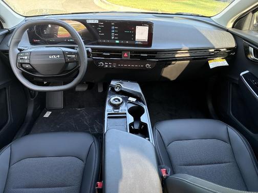 2025 Kia EV6 Light Long Range