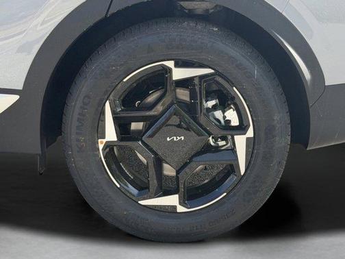 Wolf Gray 2026 Kia Sportage EX
