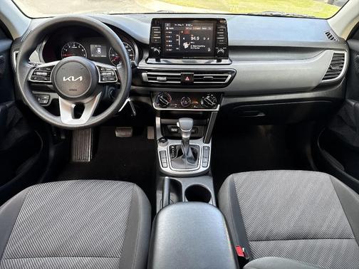 2023 Kia Seltos LX