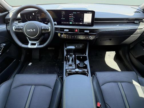 2025 Kia K5 GT