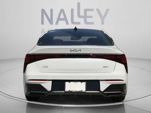 Snow White Pearl 2026 Kia K5 GT-Line