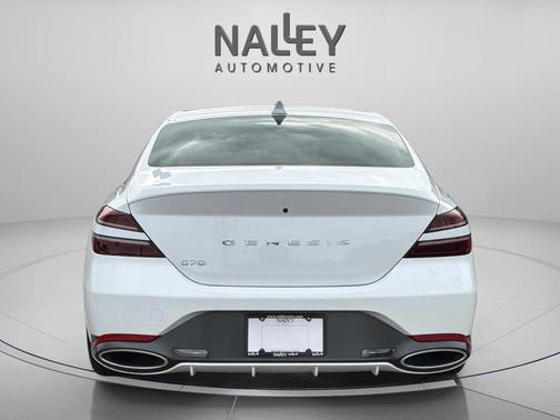 2025 Genesis G70 2.5T