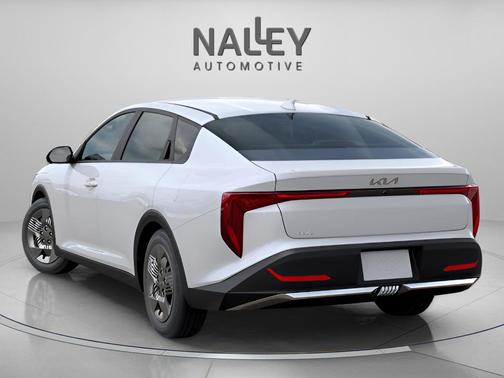 Snow White Pearl 2026 Kia K4 LX