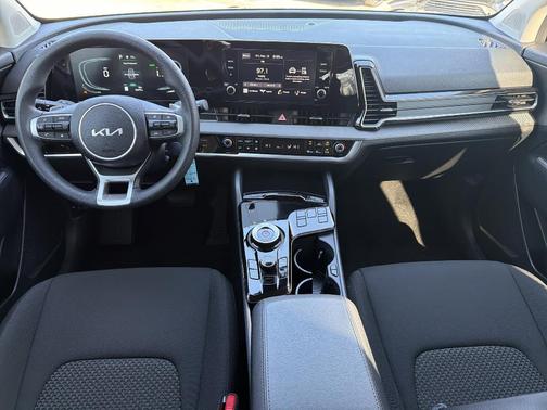 2025 Kia Sportage Hybrid LX